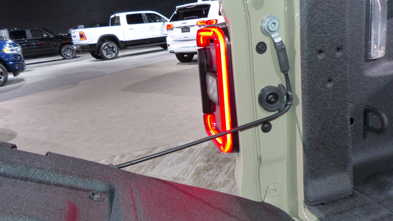 Illustration for article titled Here's a Close Look At Some of the 2020 Jeep Gladiator's Mechanical Bits